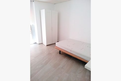 C/Escola 8, 1º der - Habitación/Room #1