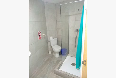 C/Escola 8, 1º der - Baño/Bathroom