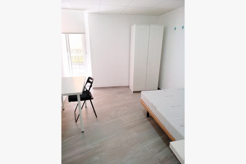C/Escola 8, 1º der - Habitación/Room #2