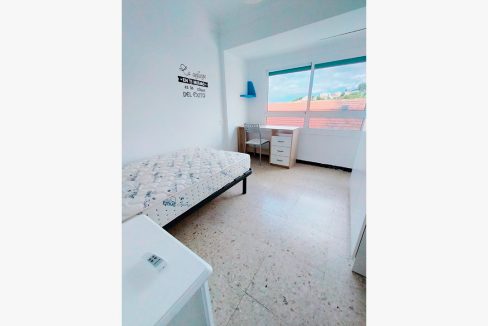 C/Picurelli 12, 1º der - Habitación/Room #2