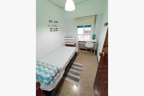 C/Picurelli 12, 1º der - Habitación/Room #4