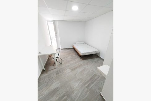 C/Escola 8, 2º der - Habitación/Room #2