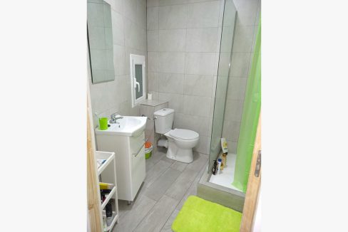 C/Escola 8, 5º der - Baño/Bathroom